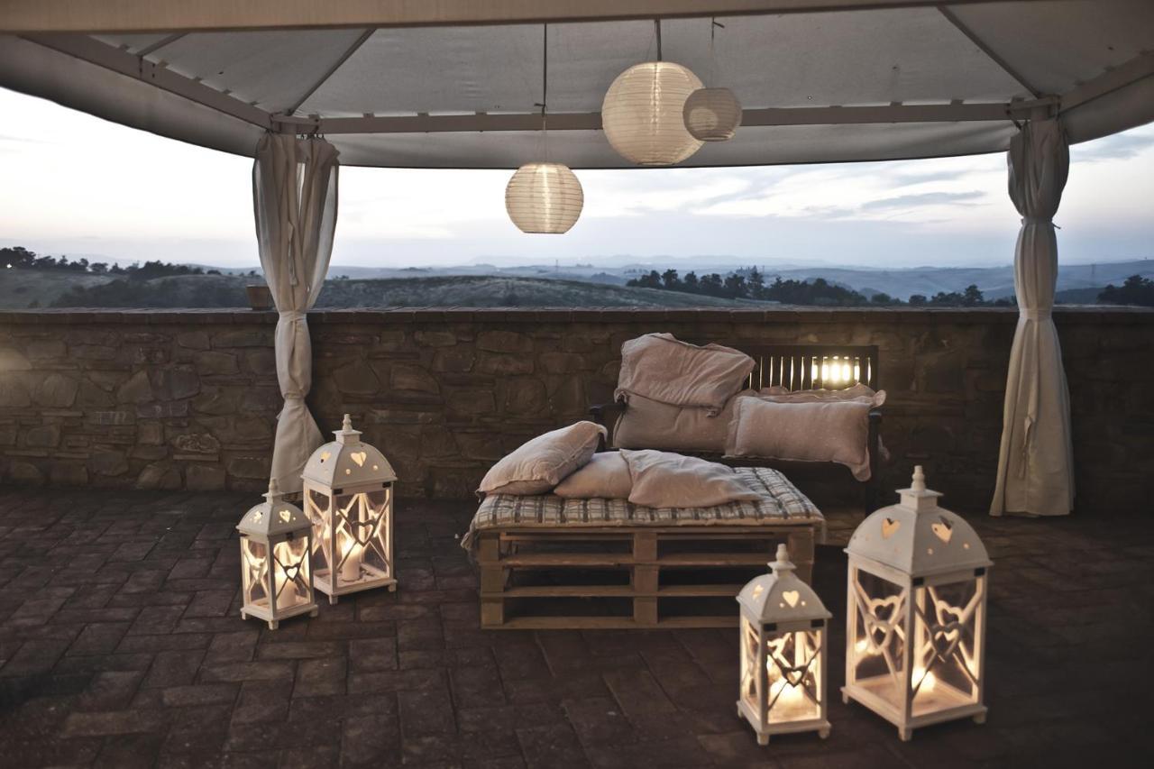 Agriturismo Santa Vittoria 渥尔特拉 外观 照片