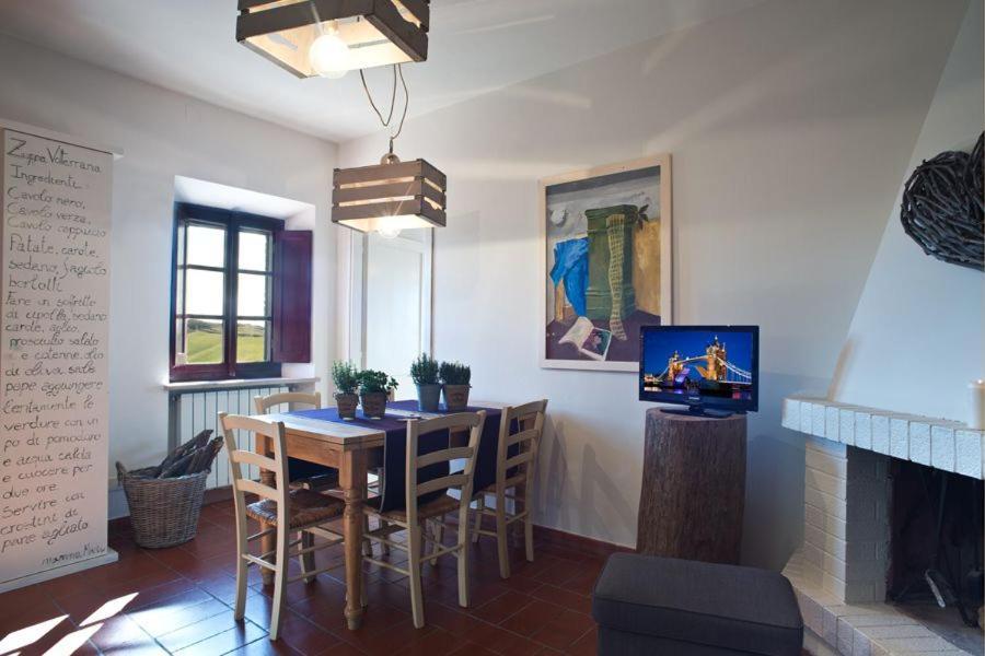 Agriturismo Santa Vittoria 渥尔特拉 外观 照片
