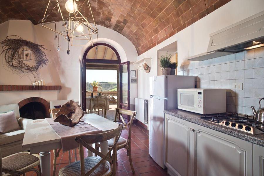 Agriturismo Santa Vittoria 渥尔特拉 外观 照片